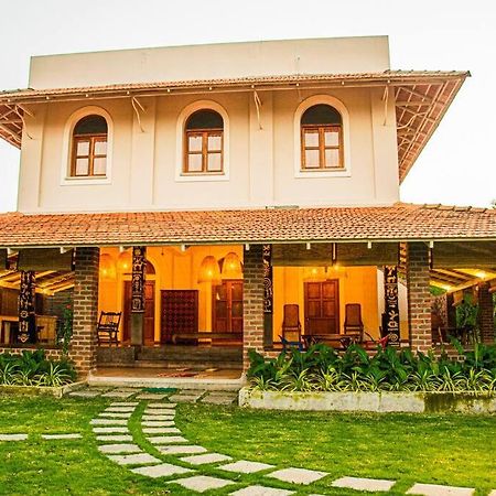 Holy Mountain Villa - Tiruvannāmalai Exteriör bild